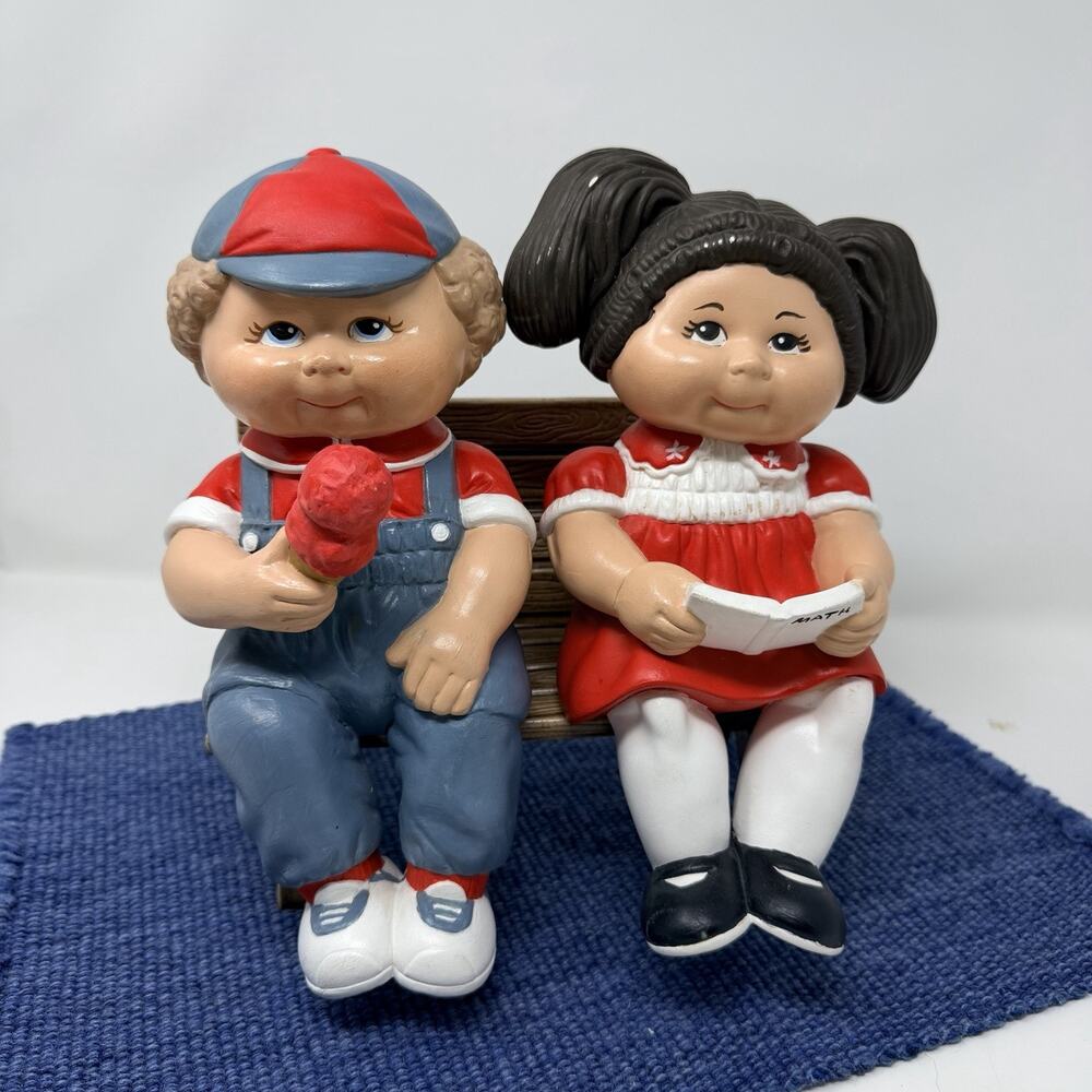 BOY & GIRL SHELF SITTERS CABBAGE PATCH DOLLS Ice Cream  Reading Book w/ bench
